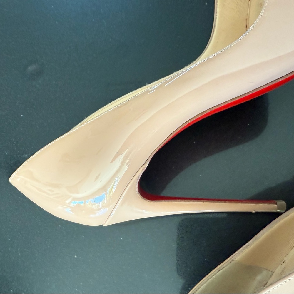Christian Louboutin Blush Patent Kate 37.5 - Picture 7 of 10